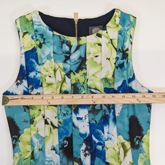 Vince Camuto Pleated Sleeveless Floral Mini Dress Green and Blue Roses - Picture 10 of 13